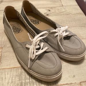 Women’s gray vans